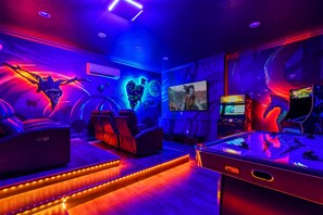 Spielezimmer