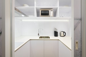 Private kitchenette