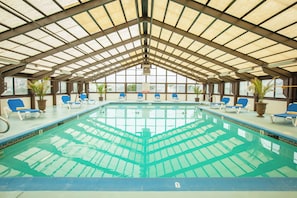Beautiful and large swimming pool, family fun!