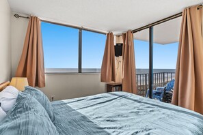 Wake up and walk out onto the balcony. Just look at that view! Fabulous!