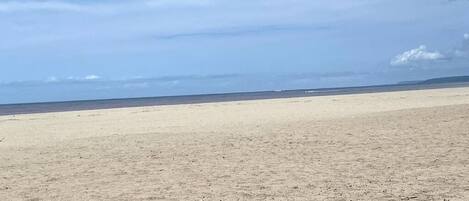 Ample Beach Sand