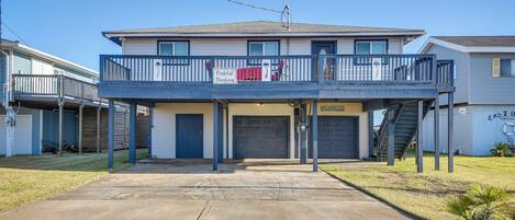 Surfside Beach Vacation Rental | 3BR | 2.5BA | 1,600 Sq Ft | 2 Stories