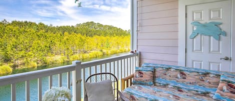 Little River Vacation Rental | 2BR | 2BA | 1,500 Sq Ft | 2nd-Floor Condo