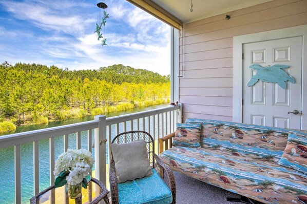 Little River Vacation Rental | 2BR | 2BA | 1,500 Sq Ft | 2nd-Floor Condo