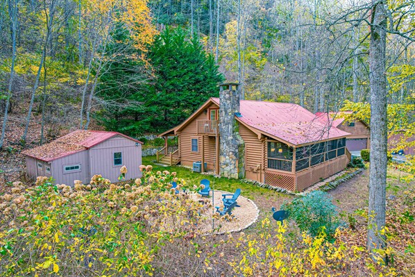 Private cozy true log cabin with firepit and pool room.  Quiet mountain paradise