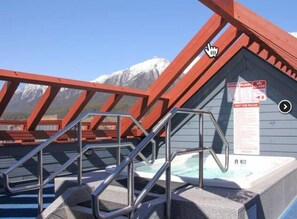 Rooftop hot tub