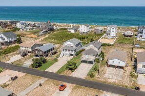 Front Aerial View of Drift