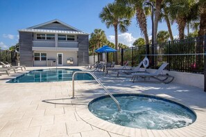 Enjoy sunbathing by the pool