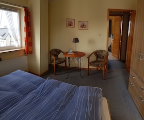 Ferienwohnung Fernblick-Schlafzimmer 2