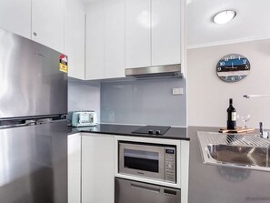 Large 470L Fridge/Freezer plus toaster, kettle and sandwich press