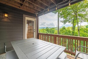 Deck Area--- Mountain View 