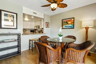 Newly renovated condo at White Sands Village #221, steps from Magic Sands beach!
