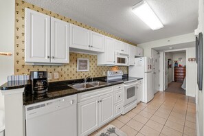 A fully stocked kitchen makes meal preparation a breeze.