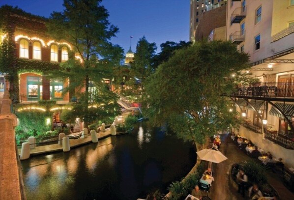 Wyndham Riverside Suites_1.jpg