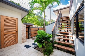 Private parking, Luggage bodega, stairs to upper patio/rancho and Komodo Room