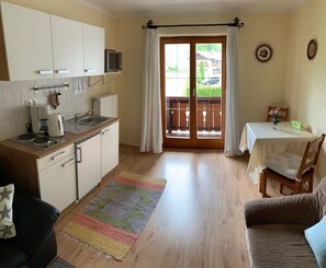 Fewo Wiesnhäusl (DE Schönau am Königssee) - Repak Marinko und Maria-Luise - 37043-Wohnung 2