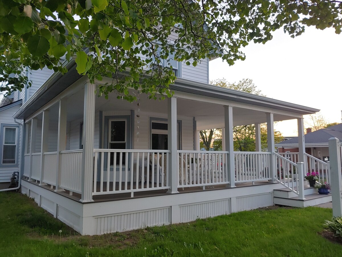 Main Image