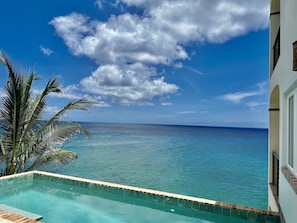 Enjoy the greatest views on the North Shore.