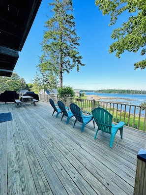 Front deck with ocean view.