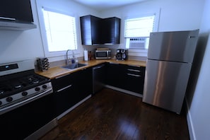 Full kitchen with gas range