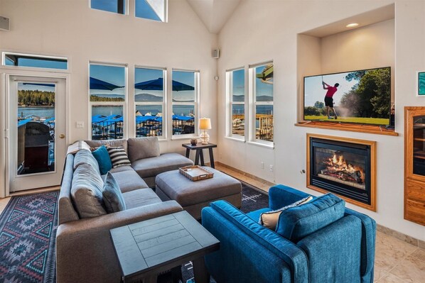 NEW top-floor corner-unit with incredible views of Ellisport Bay, in Hope.