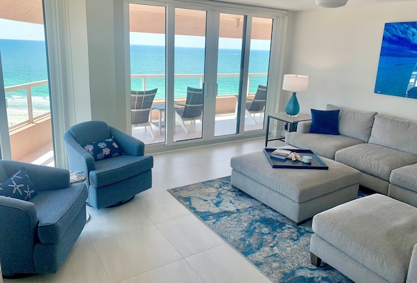 Stunning views of the Turquois waters of the Gulf of Mexico and Intercoastal.