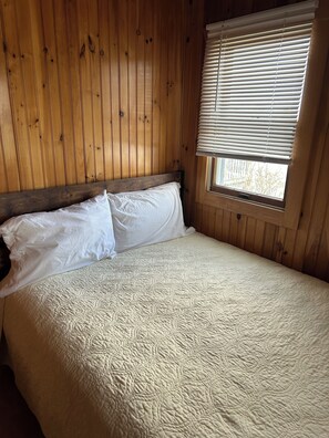 Bedroom 2-Double Bed
