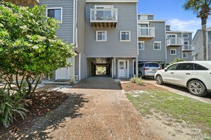138 Sabal Circle