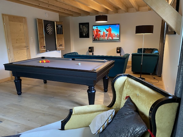 Game room