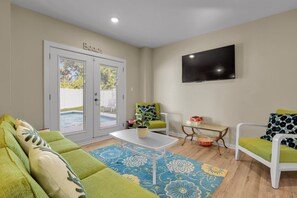 Game Room Seating Area and Pool Access