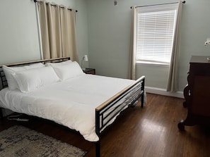 Master Bedroom, with King Bed, Dresser and Nightstands, Private bathroom