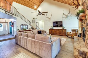 Living Room | Flat-Screen TV | Playpen