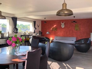 spacious dining area