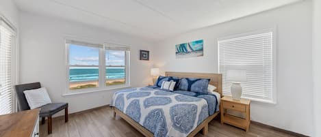 Master bedroom / Ocean view