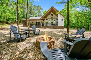 The fire pit with chairs!