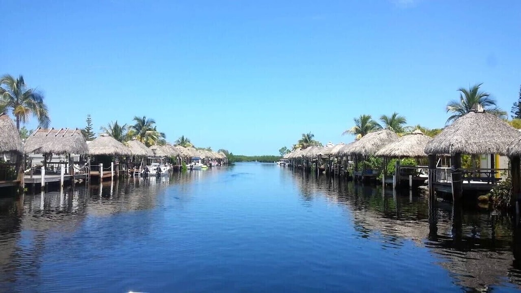 Paradise Found: Your Key Largo Escape Awaits at Florida Key Largo Kampground & Marina