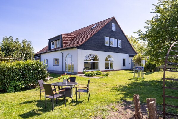 Ferienhaus Kleckerburg für Gruppen bis 25 Personen OFC 05