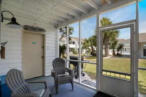 Screened in Porch and Grill