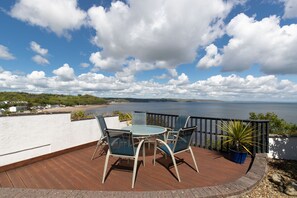 Spectacular Sea Views, Balconies, Parking