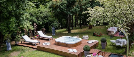 Jacuzzi e area relax