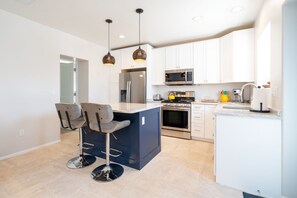 Full Kitchen