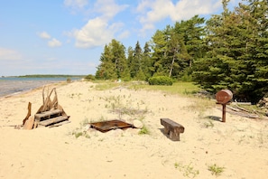 Fire pit for beach bonfires