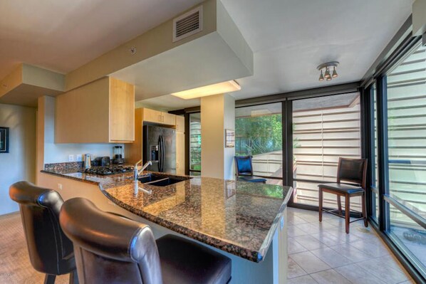 Kitchen and dining area.