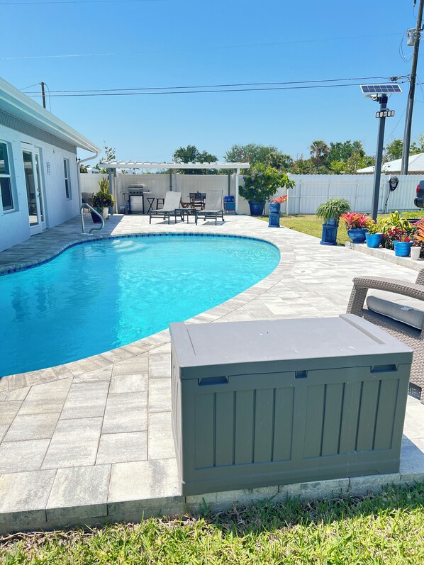 Pool area