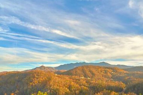 Gatlinburg View Lodge