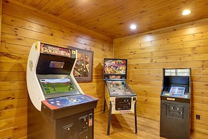 Spielezimmer