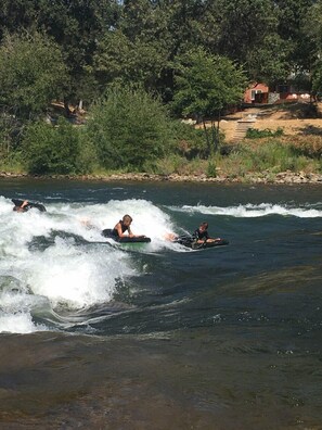 Barking Dog rapid is a renowned standing-wave surf spot across the street