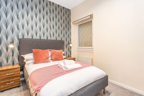 Warm bedroom 2 with comfortable double bed