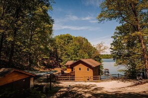 Andrew's Lake House Property