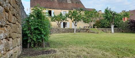 Vue depuis le jardin